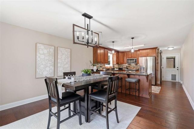 61 Overlook Road, Blue Ridge, GA 30513