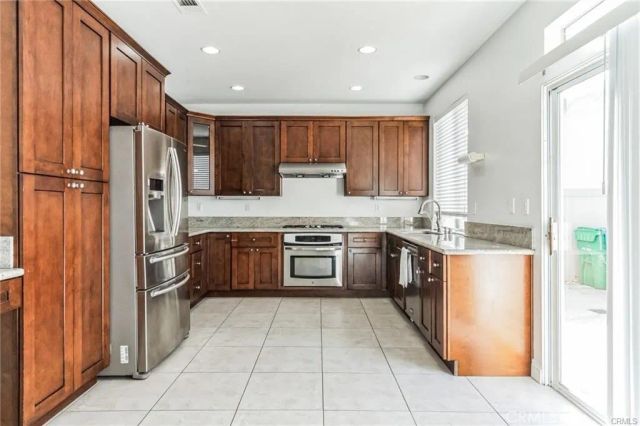 7502 Ivy, Westminster, CA 92683