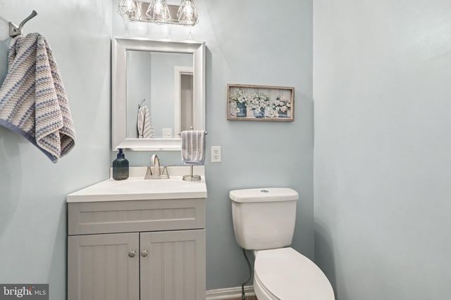 6311 VALLEYBROOK DR, Mechanicsburg, PA 17050