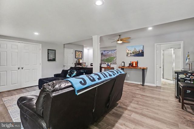 6311 VALLEYBROOK DR, Mechanicsburg, PA 17050