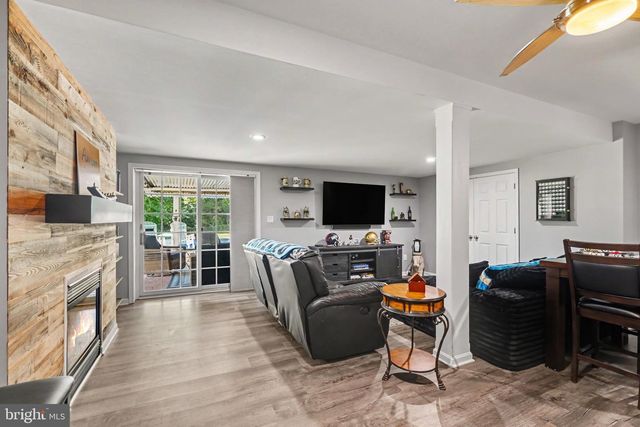 6311 VALLEYBROOK DR, Mechanicsburg, PA 17050