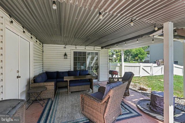 6311 VALLEYBROOK DR, Mechanicsburg, PA 17050