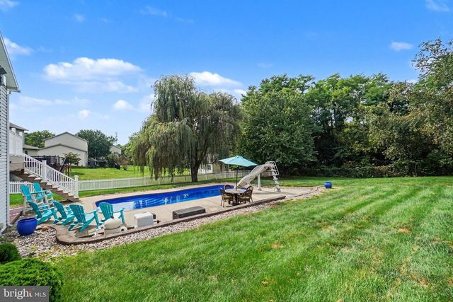 6311 VALLEYBROOK DR, Mechanicsburg, PA 17050