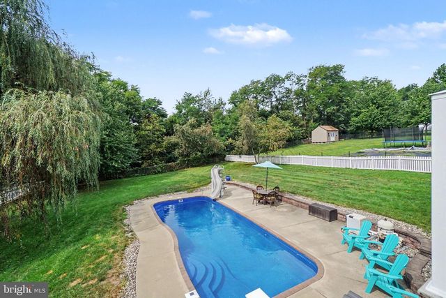 6311 VALLEYBROOK DR, Mechanicsburg, PA 17050