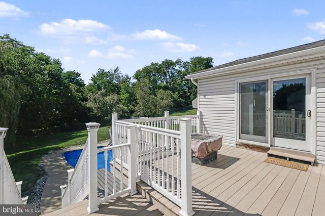 6311 VALLEYBROOK DR, Mechanicsburg, PA 17050