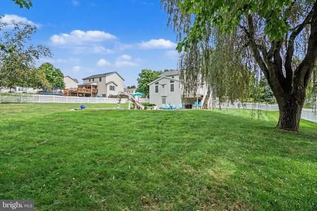 6311 VALLEYBROOK DR, Mechanicsburg, PA 17050