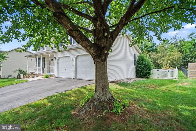 6311 VALLEYBROOK DR, Mechanicsburg, PA 17050