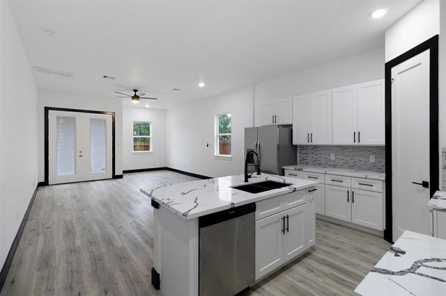 7950 Henson Street A-B, Houston, TX 77028