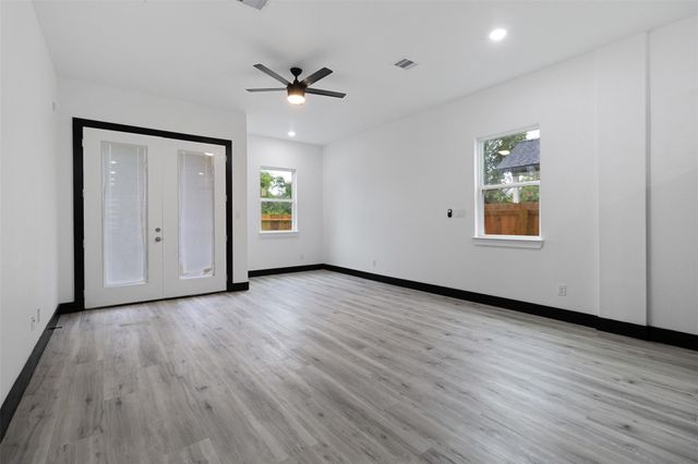7950 Henson Street A-B, Houston, TX 77028
