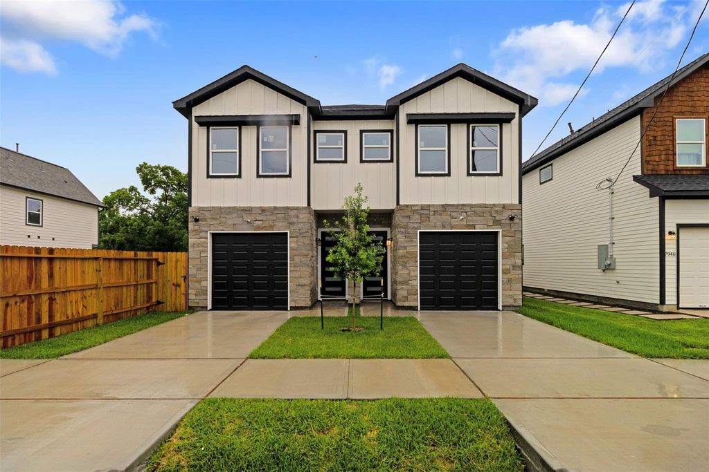 7950 Henson Street A-B, Houston, TX 77028