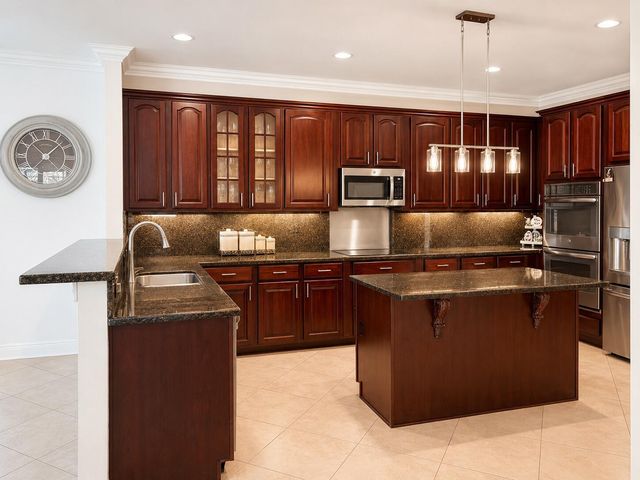 9421 Bristol Ridge, West Palm Beach, FL 33411
