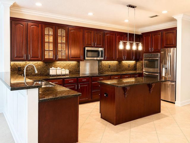9421 Bristol Ridge, West Palm Beach, FL 33411