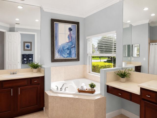 9421 Bristol Ridge, West Palm Beach, FL 33411