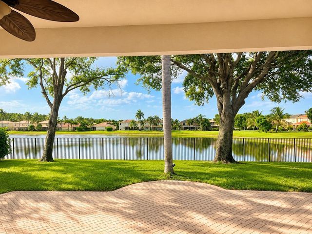 9421 Bristol Ridge, West Palm Beach, FL 33411
