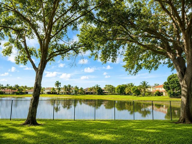 9421 Bristol Ridge, West Palm Beach, FL 33411
