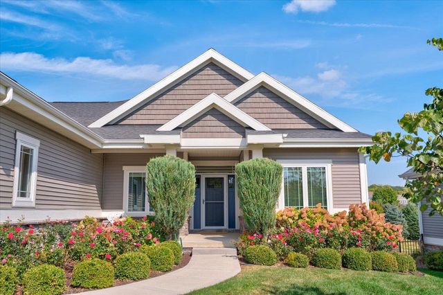 2429 Genevieve Way, Waunakee, WI 53597