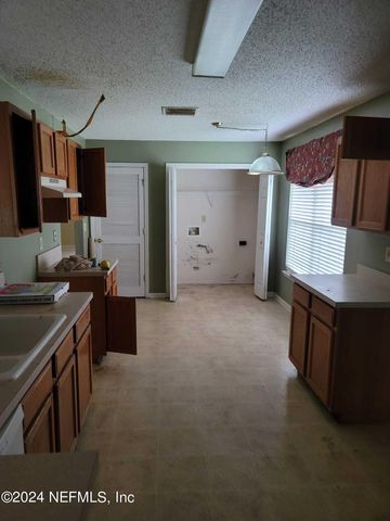 1878 DARTMOUTH Drive, Middleburg, FL 32068