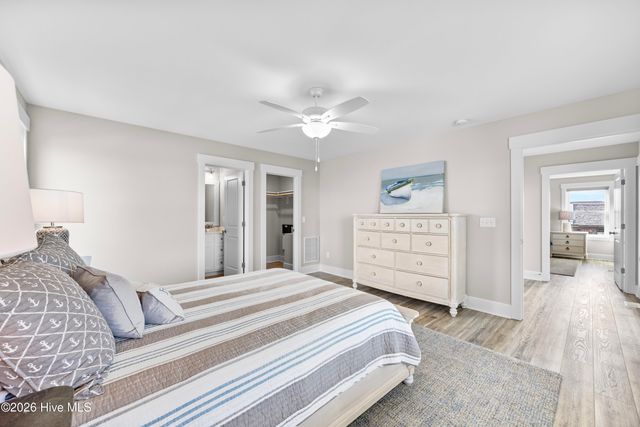 9091 W 9th Street, Surf City, NC 28445