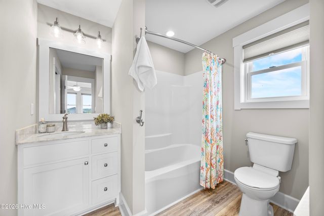9091 W 9th Street, Surf City, NC 28445