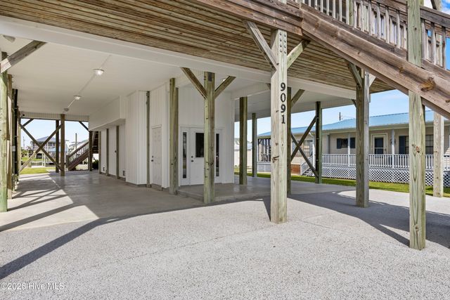 9091 W 9th Street, Surf City, NC 28445