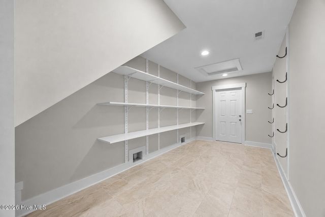 9091 W 9th Street, Surf City, NC 28445