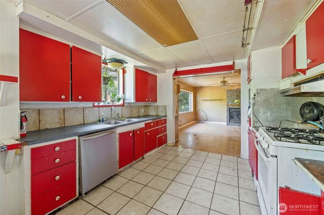 909 Fir Street NE, Olympia, WA 98506