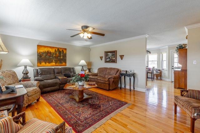 10245 Snow Hill Road, Ooltewah, TN 37363