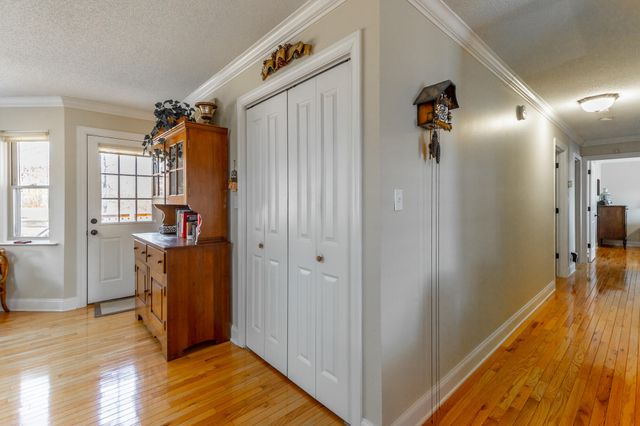 10245 Snow Hill Road, Ooltewah, TN 37363