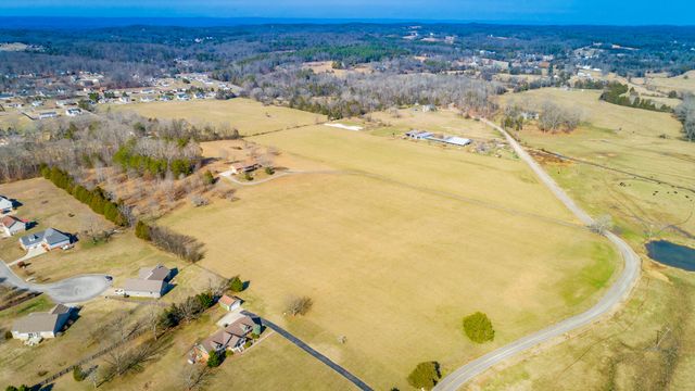 10245 Snow Hill Road, Ooltewah, TN 37363