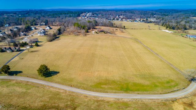 10245 Snow Hill Road, Ooltewah, TN 37363