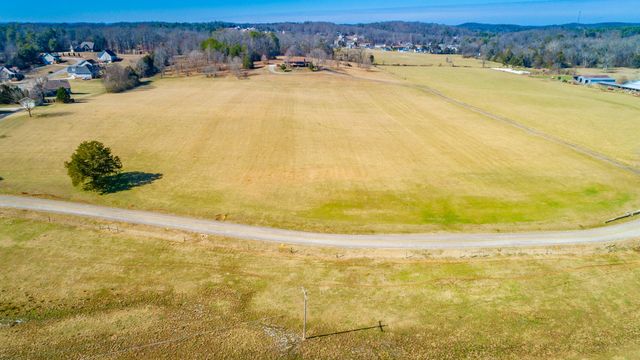 10245 Snow Hill Road, Ooltewah, TN 37363