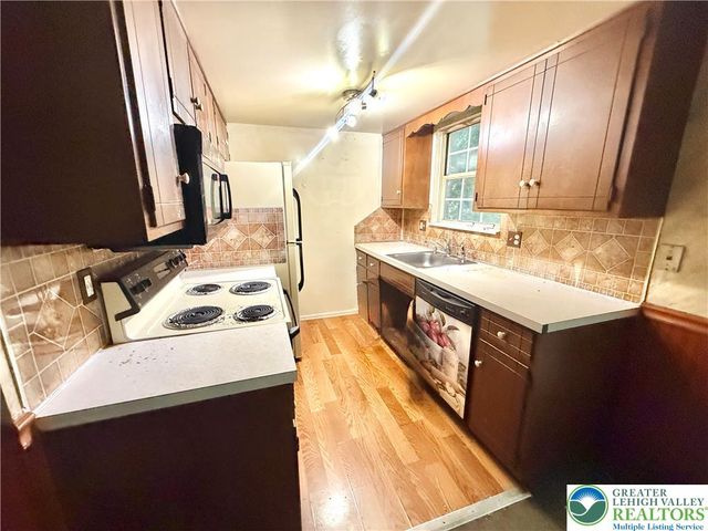 7 West Pittston Street, Allentown City, PA 18103