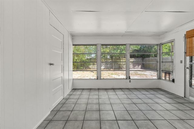 1050 SAXON LANE, Holiday, FL 34691