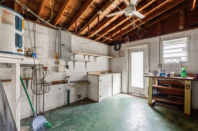 1050 SAXON LANE, Holiday, FL 34691