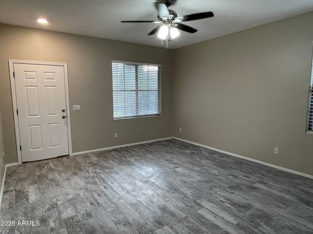 1999 S SWAN Drive, Gilbert, AZ 85295