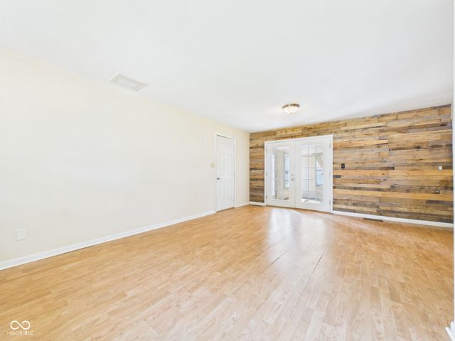 609 Stoner Drive, Anderson, IN 46013