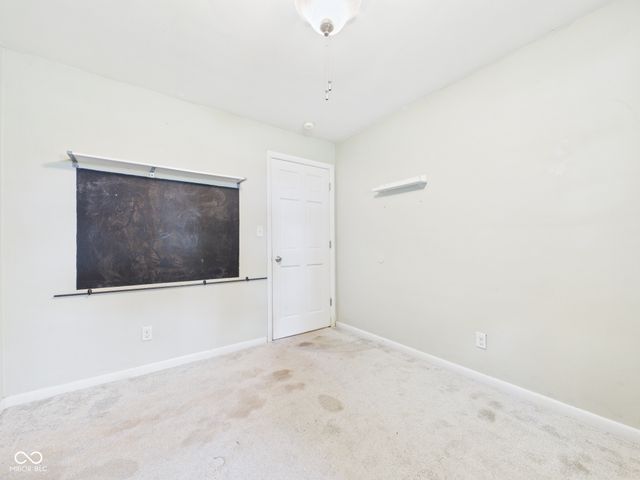 609 Stoner Drive, Anderson, IN 46013