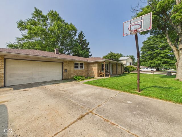 609 Stoner Drive, Anderson, IN 46013