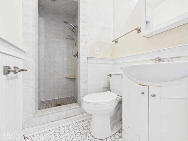 609 Stoner Drive, Anderson, IN 46013