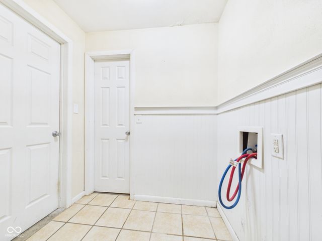 609 Stoner Drive, Anderson, IN 46013