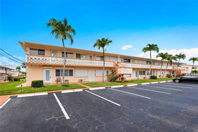 1050 SW 11th Street 20, Hallandale Beach, FL 33009