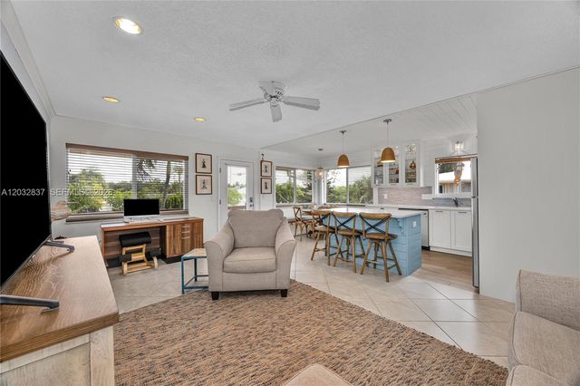 1050 SW 11th Street 20, Hallandale Beach, FL 33009