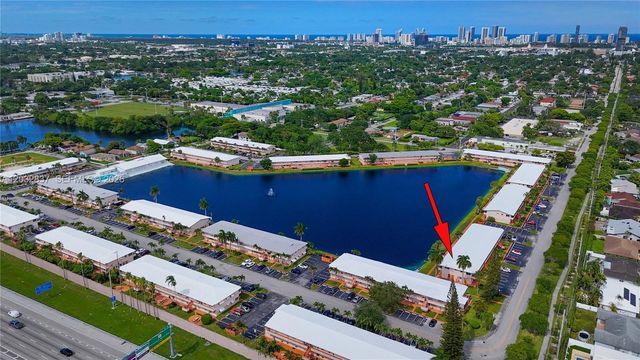 1050 SW 11th Street 20, Hallandale Beach, FL 33009