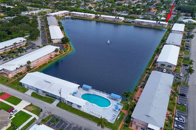 1050 SW 11th Street 20, Hallandale Beach, FL 33009