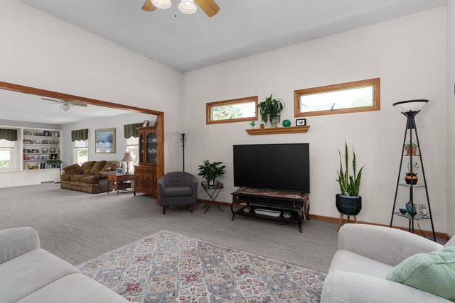 1315 Sunset AVENUE, Watertown, WI 53094