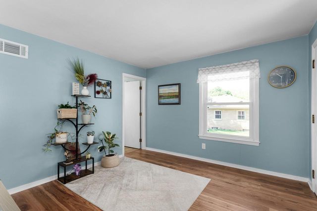 1315 Sunset AVENUE, Watertown, WI 53094