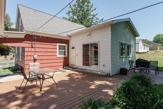 1315 Sunset AVENUE, Watertown, WI 53094