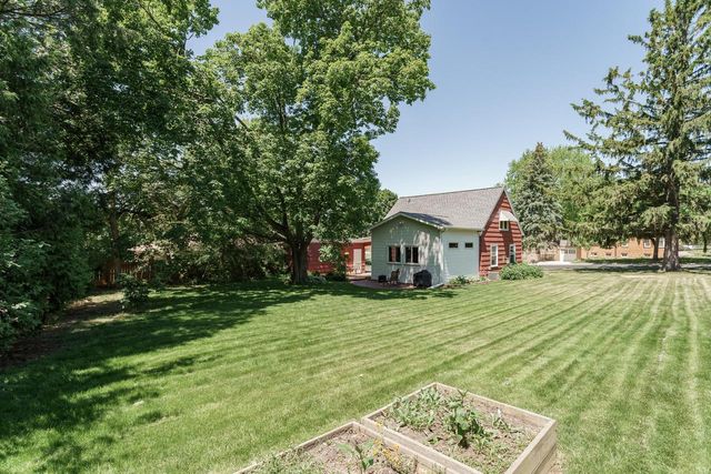 1315 Sunset AVENUE, Watertown, WI 53094