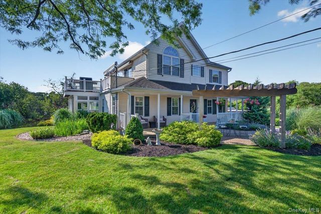 266 Clinton Avenue, East Patchogue, NY 11772