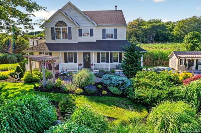 266 Clinton Avenue, East Patchogue, NY 11772